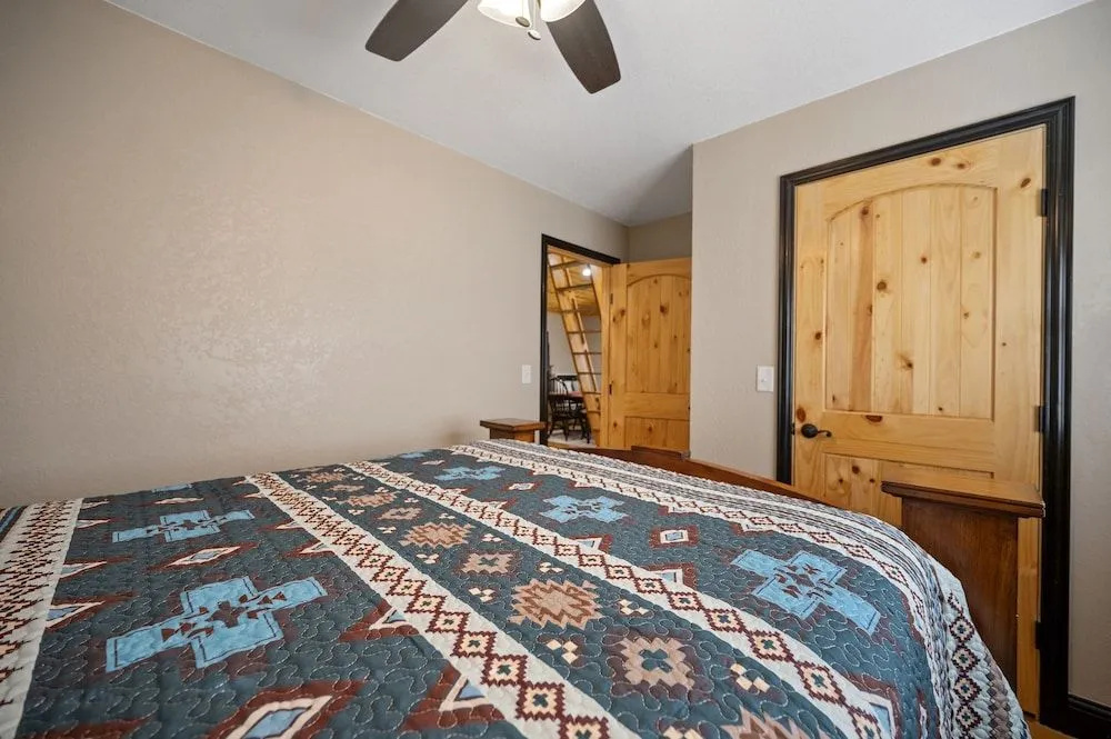 Sweethart 2 Bedroom Cabin