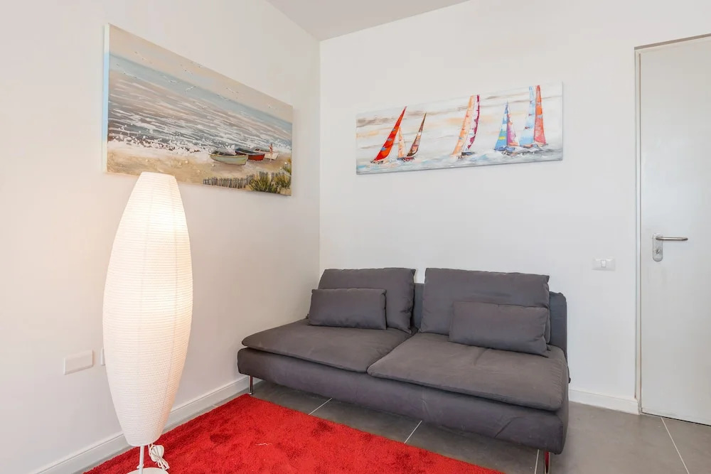 Yam Executive Suite