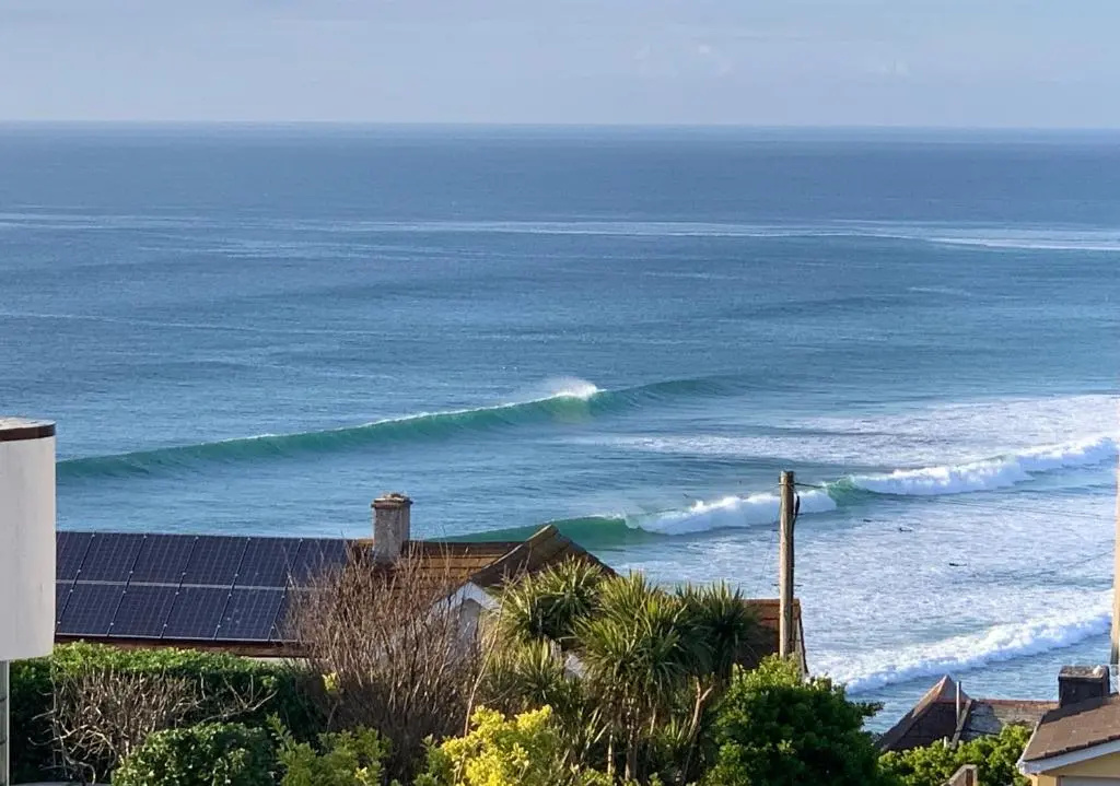 SEA BEACH & COASTAL VIEWS from LRG SUN TERRACE G Bay Apartments OVERLOOKS FISTRAL BEACH MOST DESIRABLE LOCATION SLEEPS & DINES 6 which includes SOFABED 2 BATHROOMS AL FRESCO Dining Smart tv all rooms PRIVATE PARKING 2 CARS sat-sat only April-Nov please