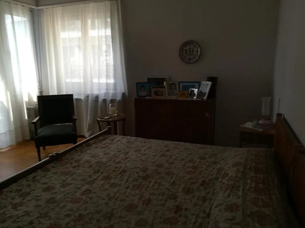 Vintage apartment KOLONAKI