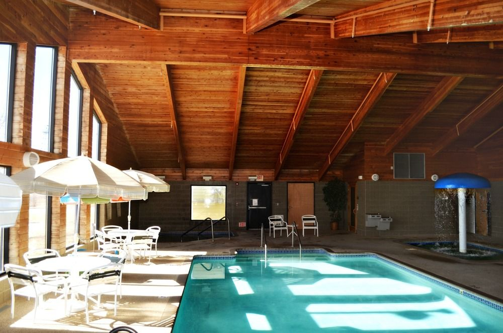 Fossil Creek Hotel & Suites