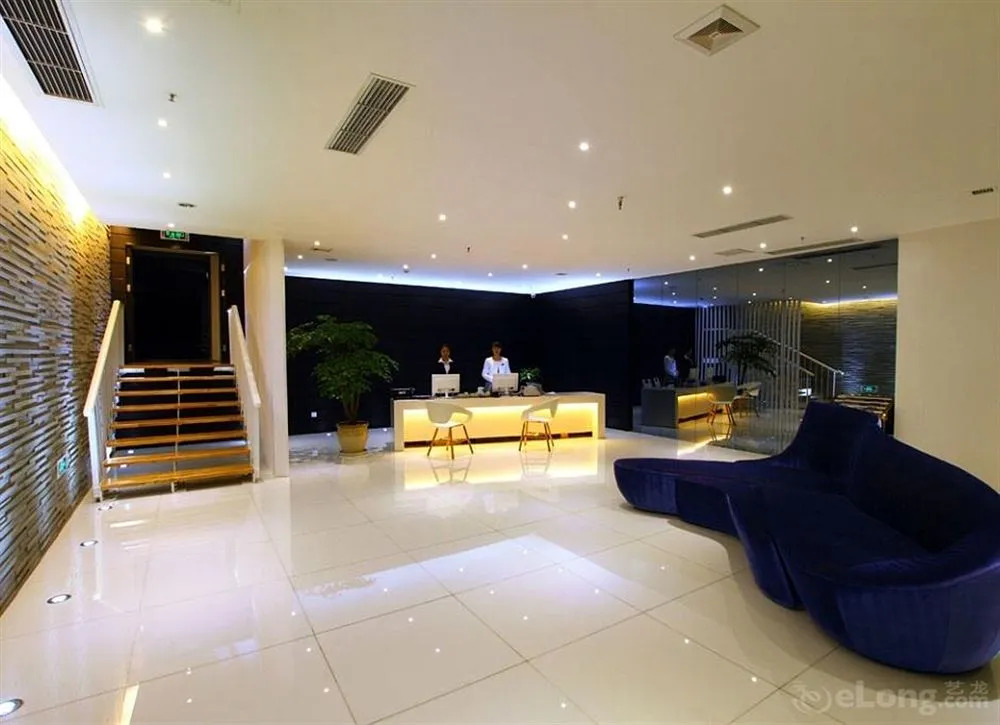 Cloud 1 Hotel Fuling