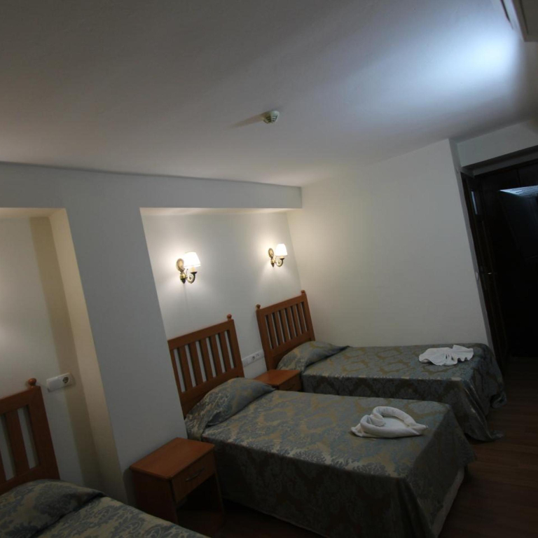 Hotel Ave Maria