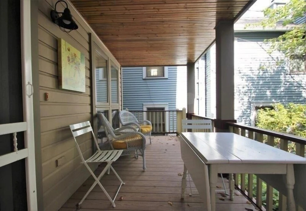 12 Morris 4 2 Bedroom Condo by Redawning
