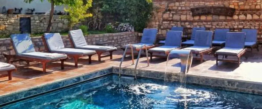Otel Sezgin Kuşadası