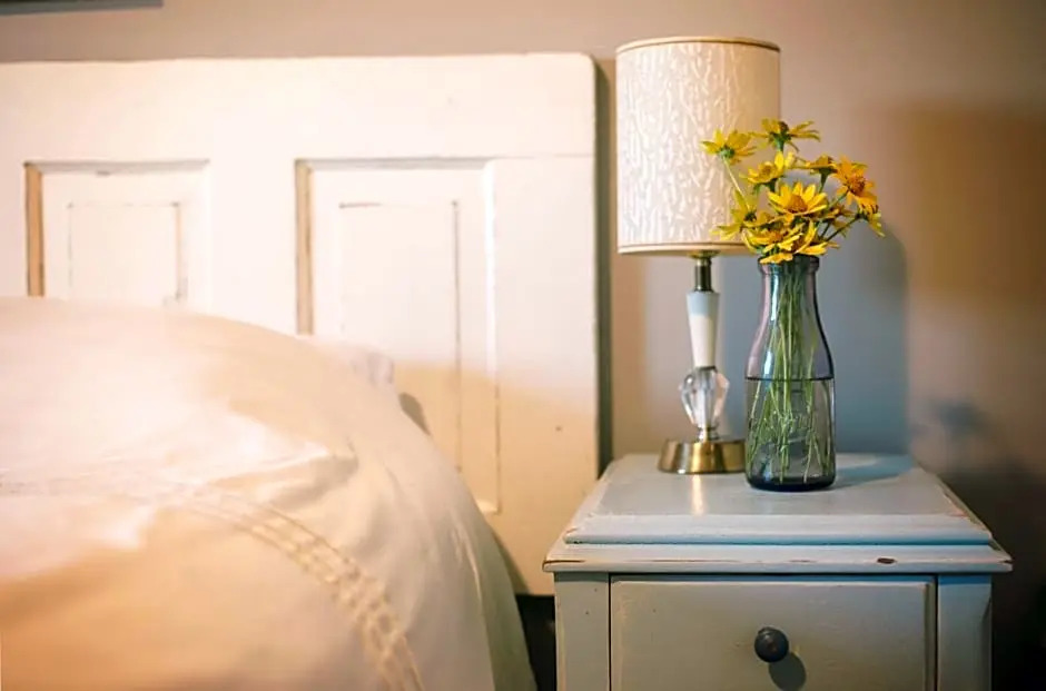 Moon Gate Guest House