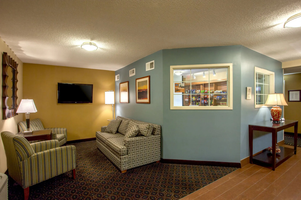 Candlewood Suites Raleigh Crabtree by IHG