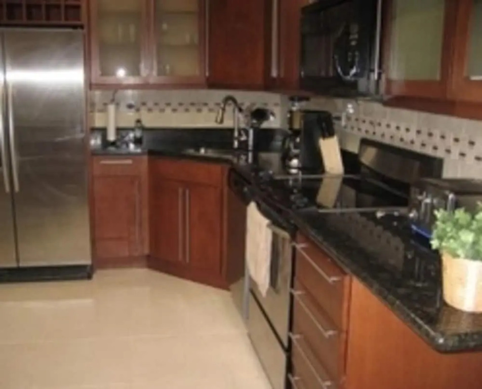 Absolutely Beautiful Condo In An Ocean Front 3 Bedrooms 2 Bathrooms Sleeps 6