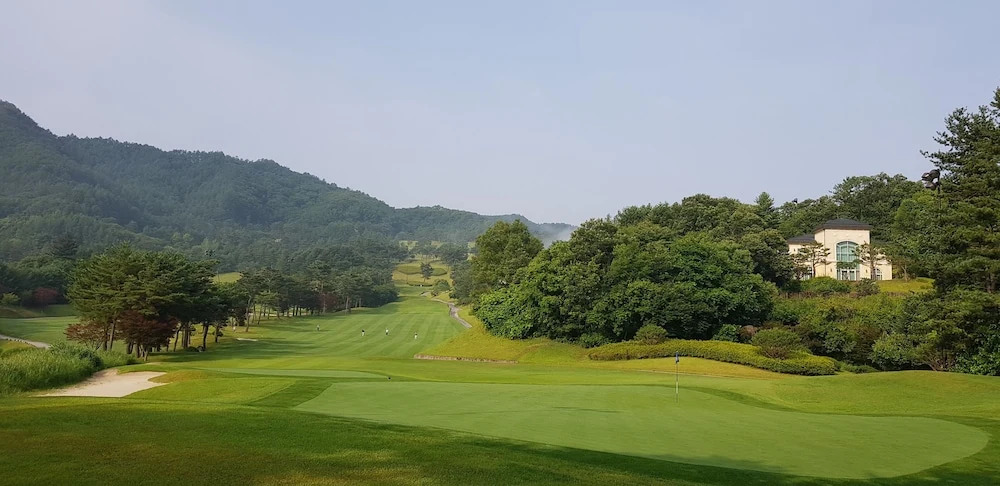 Crystal Valley CC Golden Village
