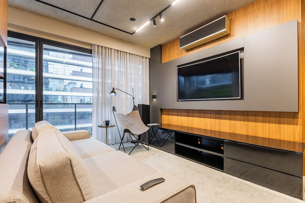 StayHome Duplex Luxuoso 105m2 Faria Lima