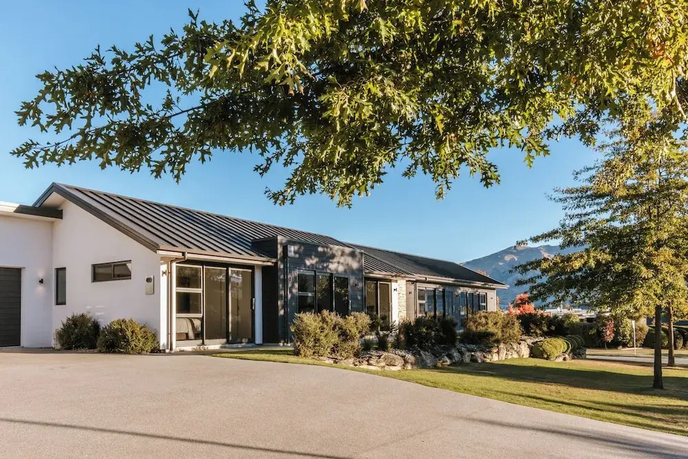 The Clearview House - Lake Views
