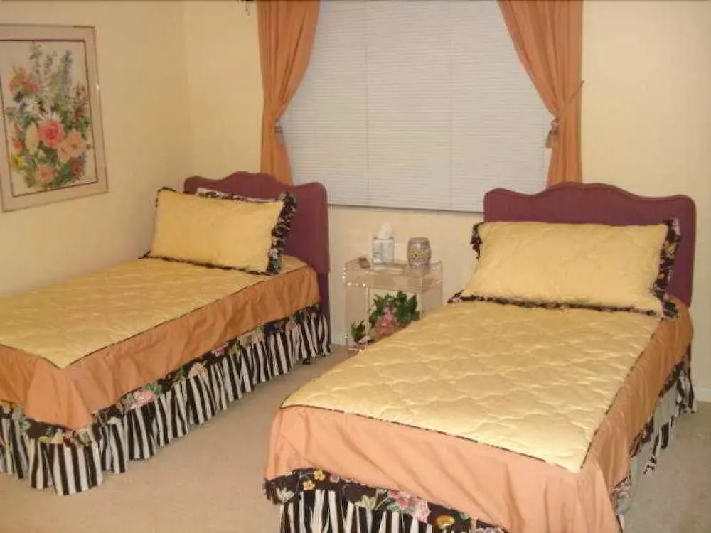 Southsea Tower Apartments, Marco Island