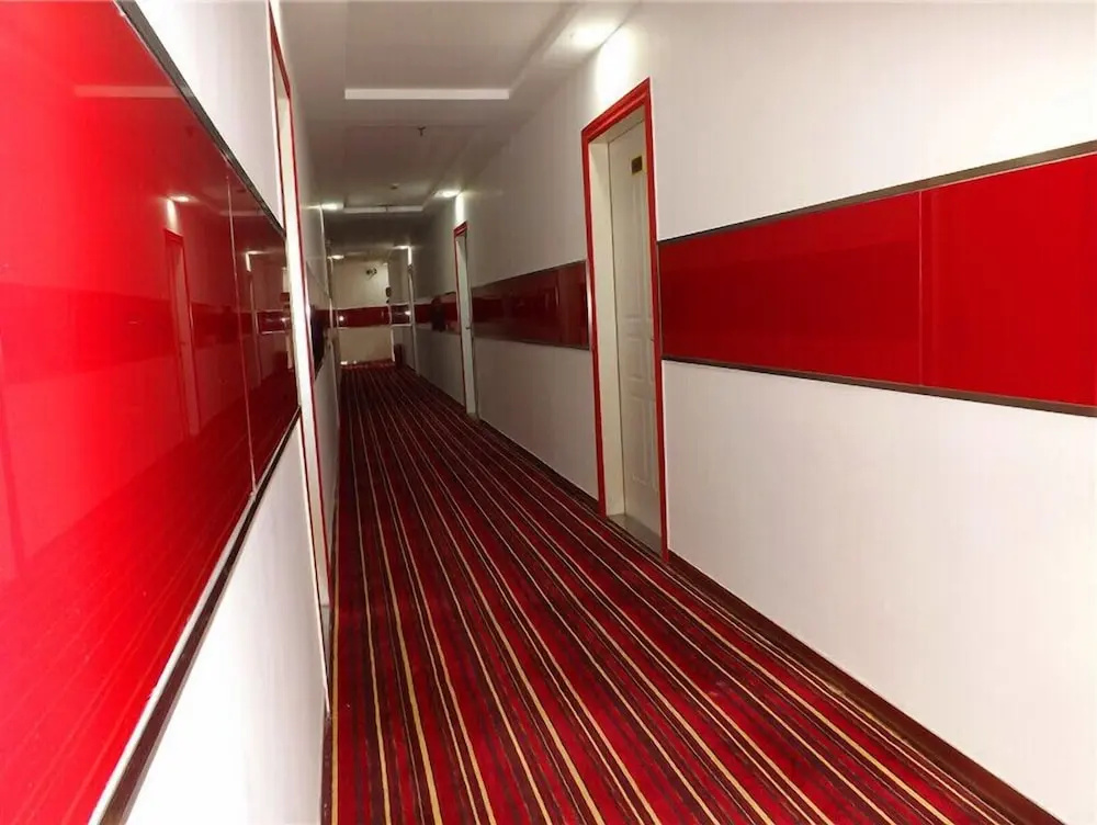V8 Hotel Xi Lang Branch