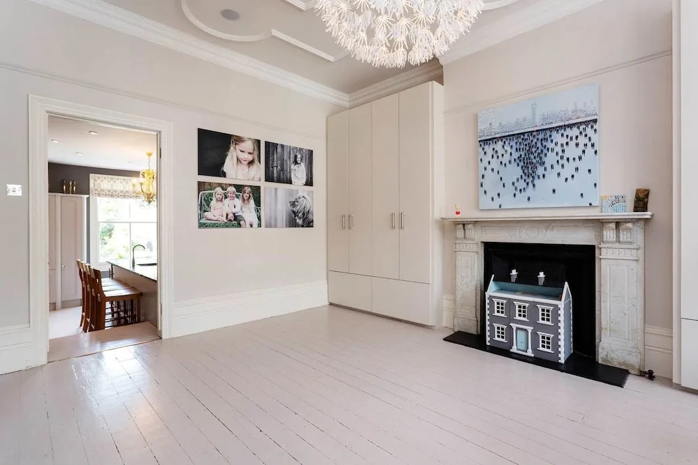 Veeve - Magnificent Mews
