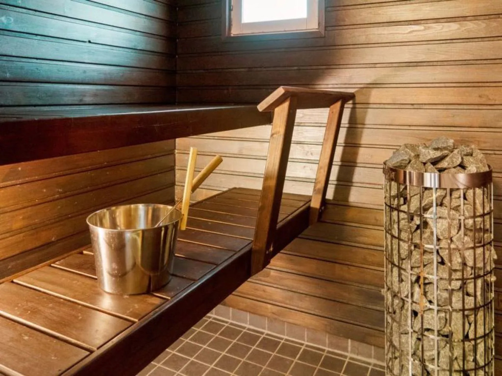 Holiday Home Hiukanhelmi