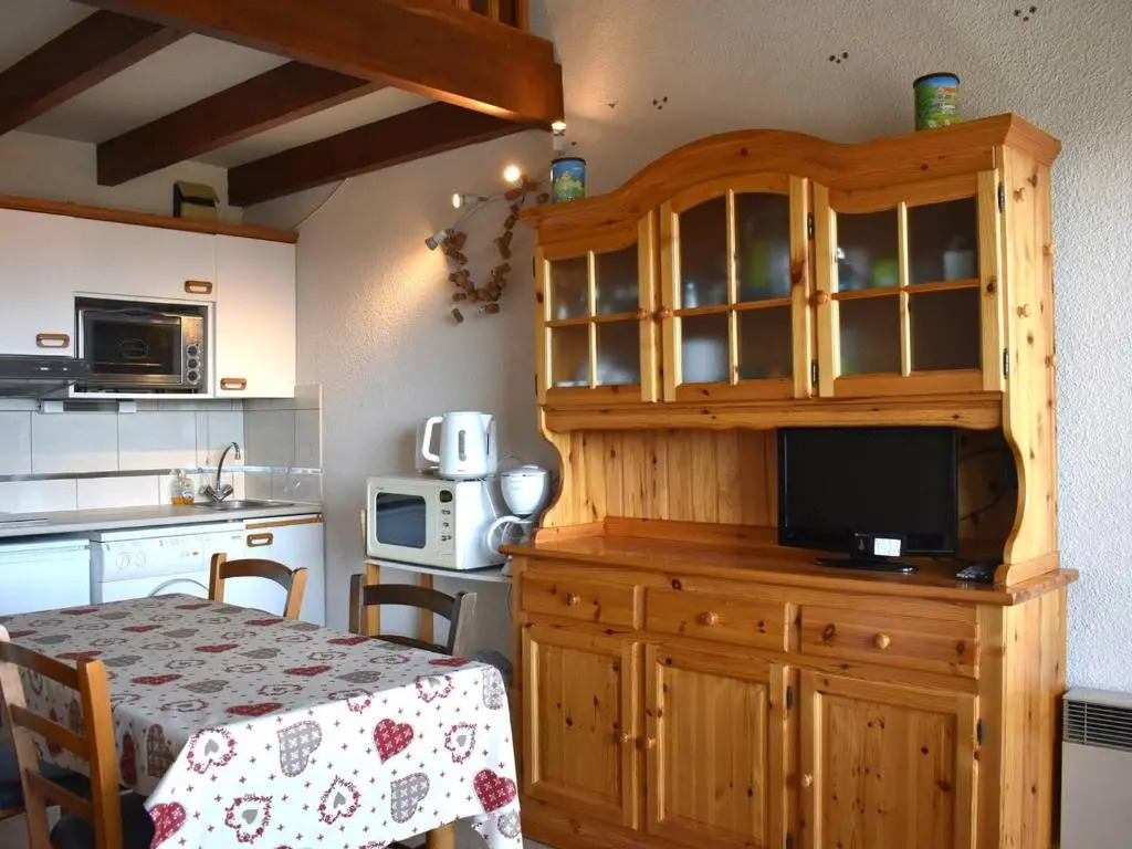 Appartement Font-Romeu-Odeillo-Via, 2 pièces, 6 personnes - FR-1-580-26
