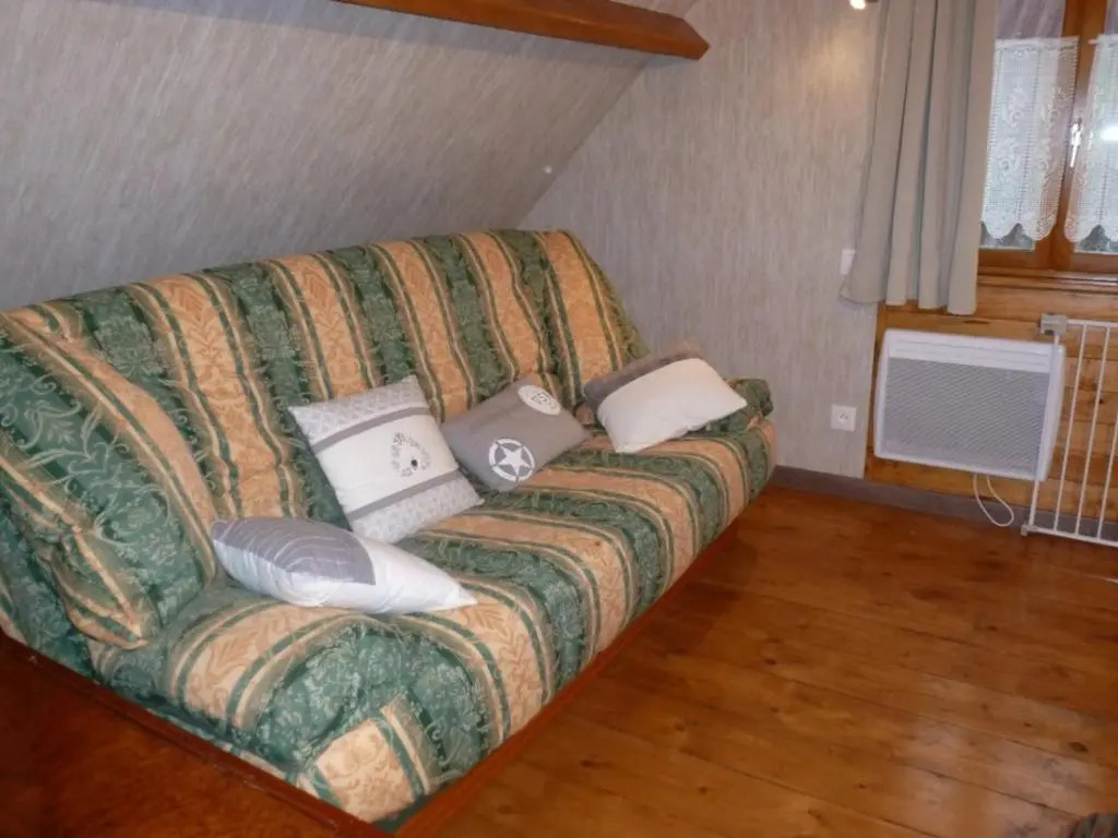 Charmante maison rénovée avec terrasse, jardin clos, WIFI et équipements bébé à Fiefs - FR-1-376-1