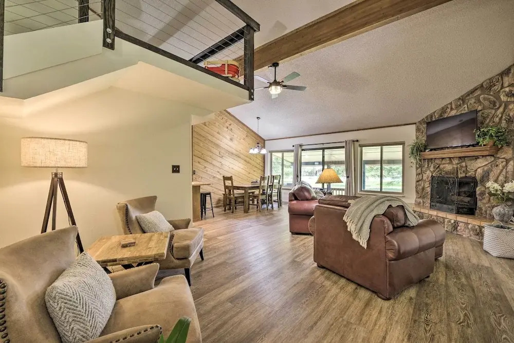 Pagosa Springs Townhome ~ 4 Miles to Hot Springs!