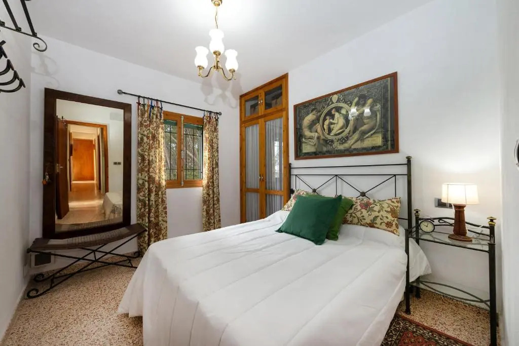 Eco Finca Can Alegria with Pool - Happy Rentals