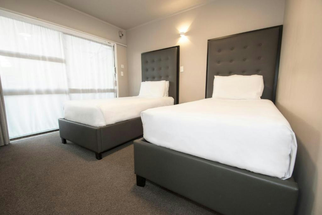 Middlemore Motel