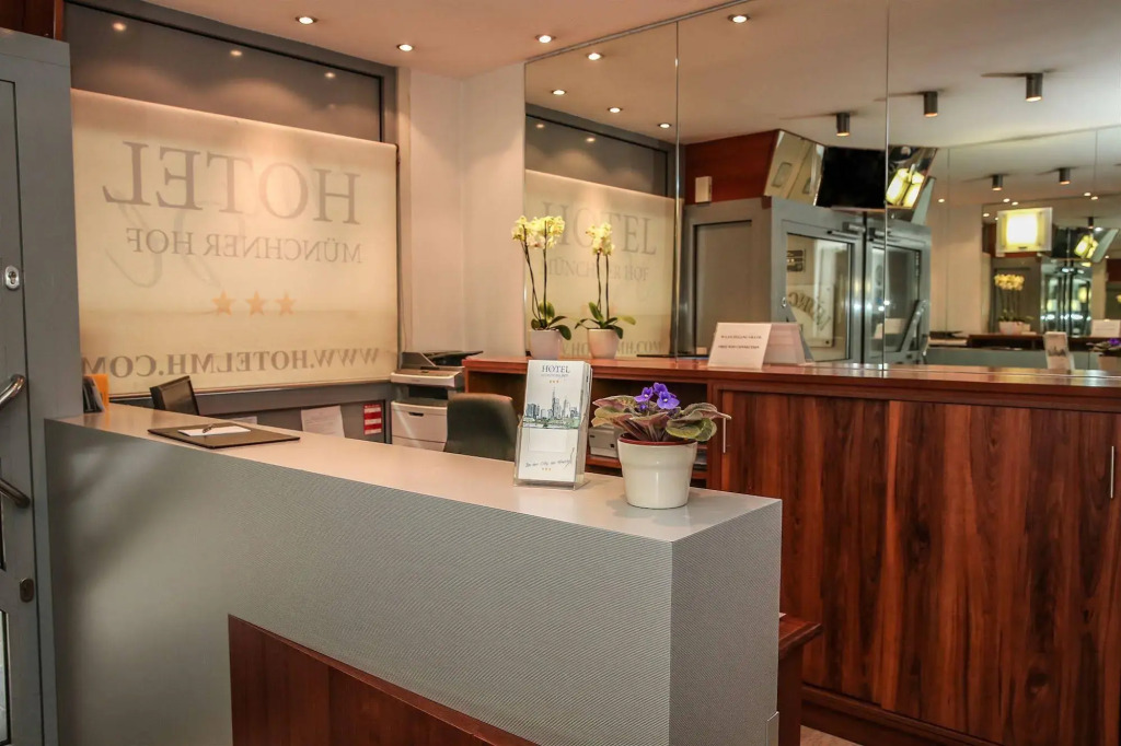 Hotel Münchner Hof - Frankfurt Central