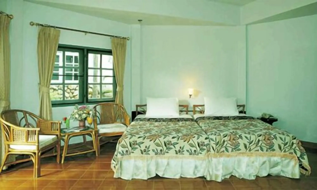 Duenshine Resort