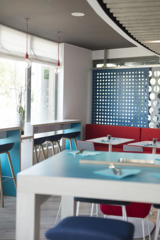 Holiday Inn Express Paris - Velizy by IHG