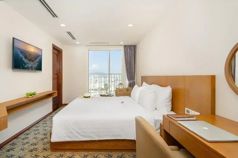 Lamanga Hotel & Suites Danang