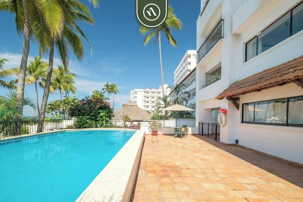 One Beach Street 307 B· Amazing 2 BR Condo
