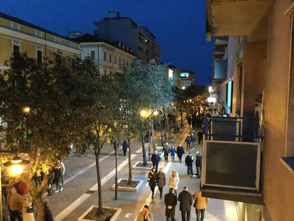 Domus Corso Umberto 18 B&B
