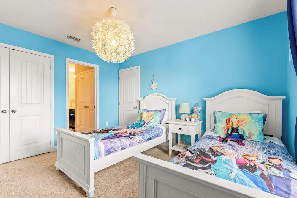 Solterra Bliss - Resort Stay for 13 w/ Pool, Hot Tub & Game Room