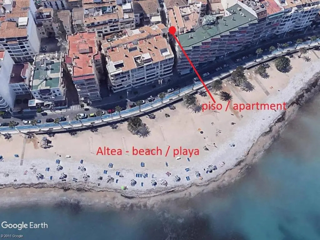 50 Meters to Beach! AC - Wifi -Near City Center