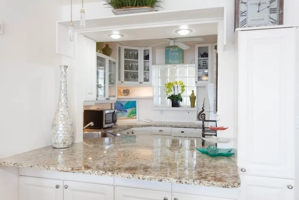 Hickory Bay West 407 - MO