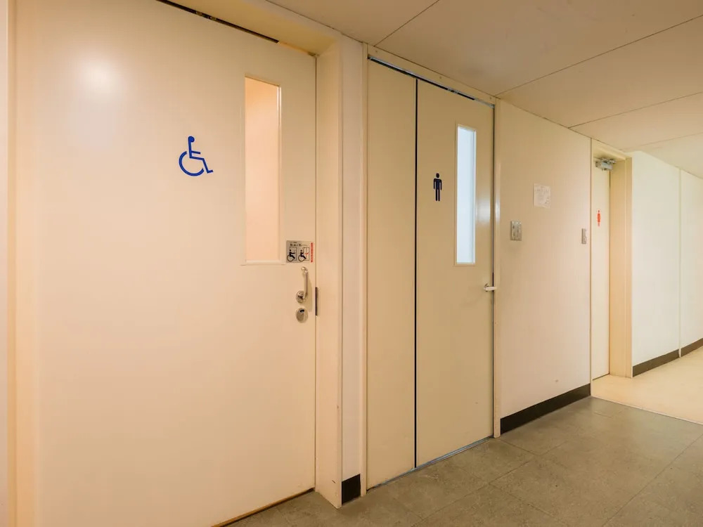 Kobe Student Youth Center - Hostel