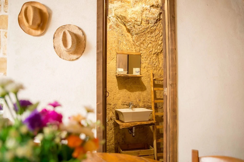 Si-Moutique, le Case-grotte degli Avi 2