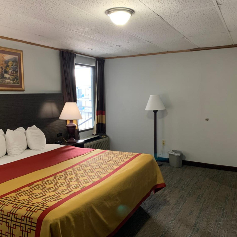 Pigeon Forge Parkway Inn