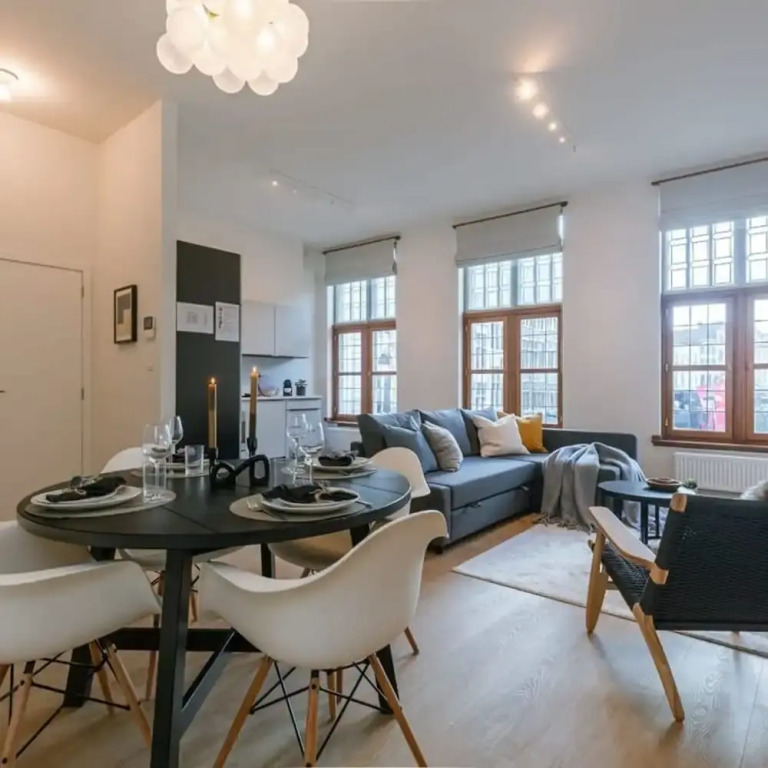 Modern Apartment Located at Historical Main Square