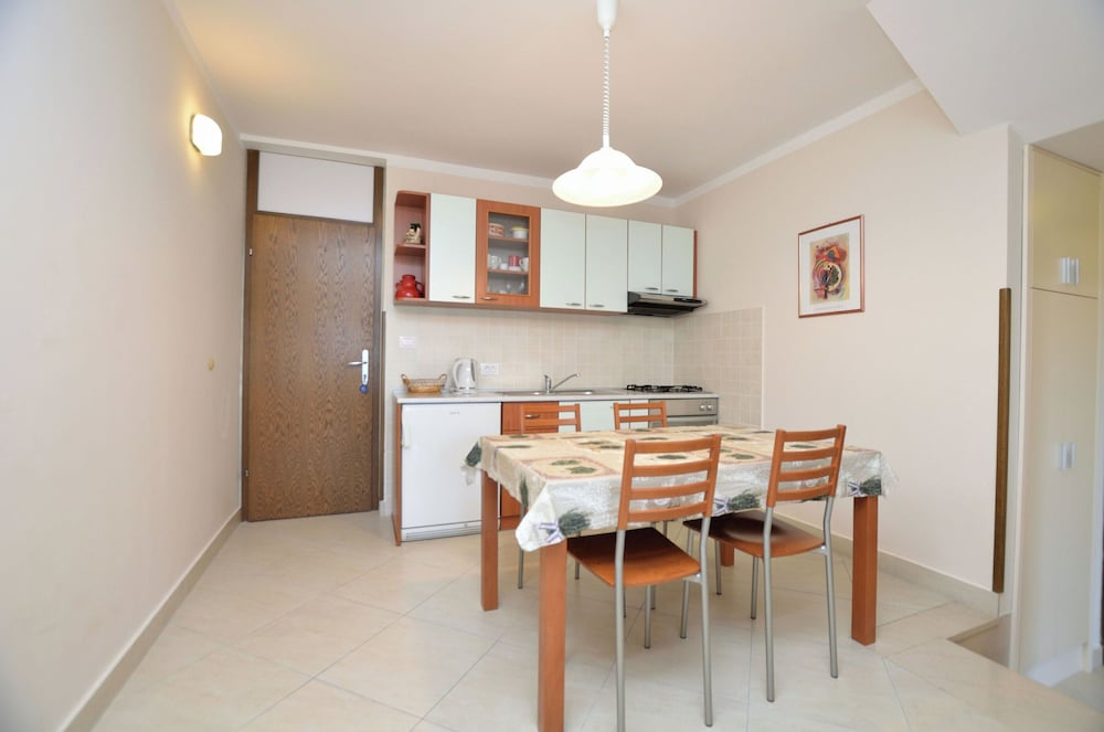 Apartments Ljubomir