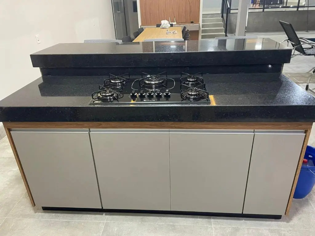 Casa aconchegante com 3 quartos com piscina - Sem roupas de cama e banho, pets sujeito a taxa extra