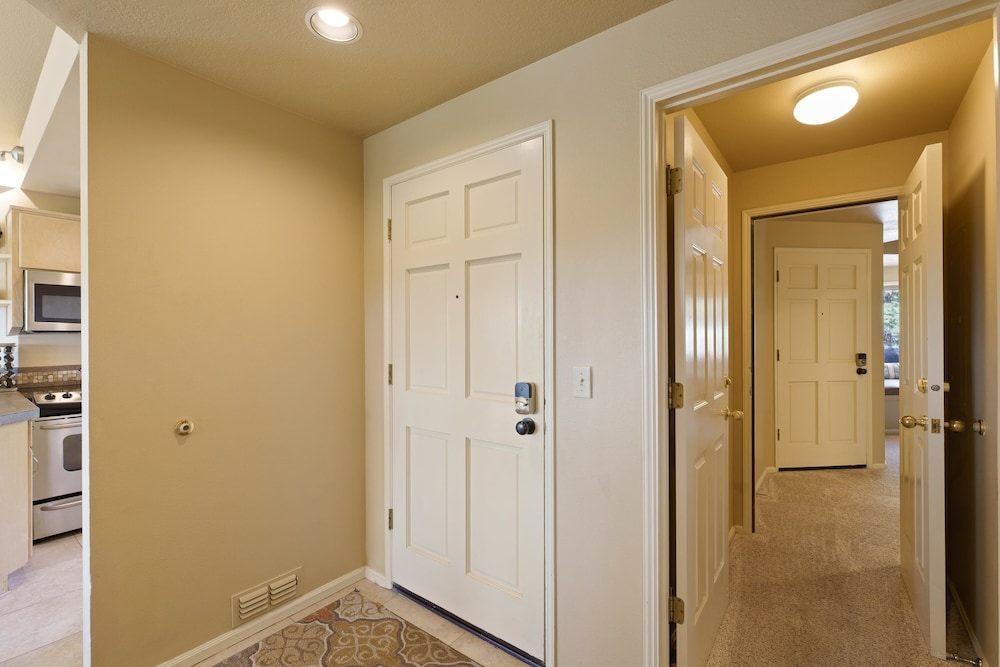 River Ridge 429ab 3 Bedroom Condo