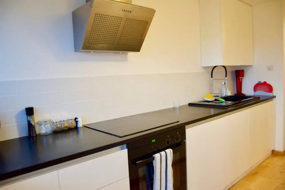 Trendy 2 Bedroom East London Flat