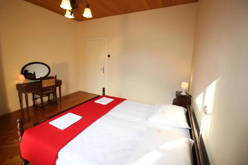 holiday house city centre1 free parking