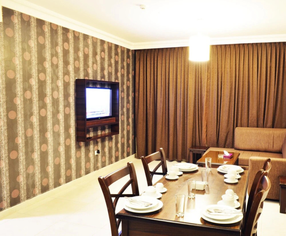 Lancaster Hotel Apartments-Gardens