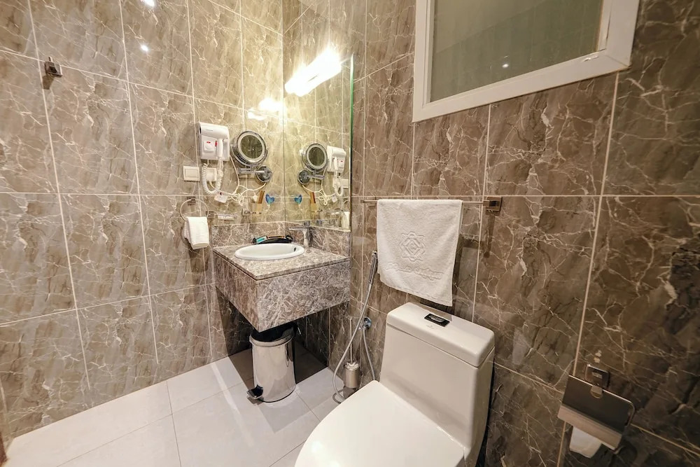 Celine Home Serviced Apartment Al Sahafa
