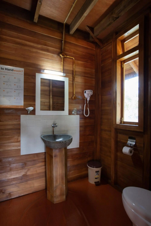 Hide Away Holiday Apartments