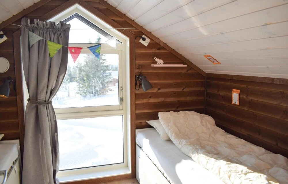 4 Bedroom Amazing Home In Lillehammer