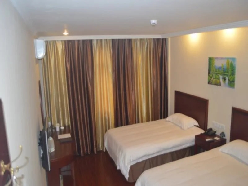 GreenTree Inn Beijing Changping Shahe Zhuxinzhuang Railway Station Express Hotel