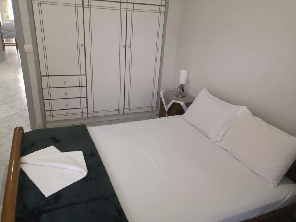 Panos & Antzy Apartments
