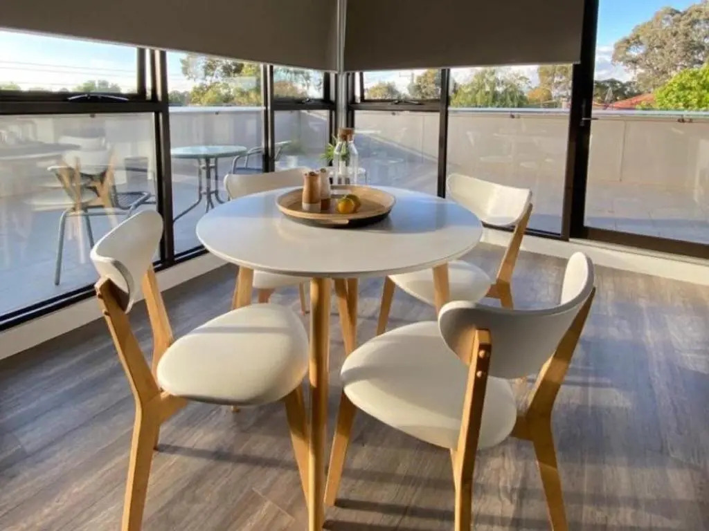 StayCentral-Heidelberg Heights Penthouse