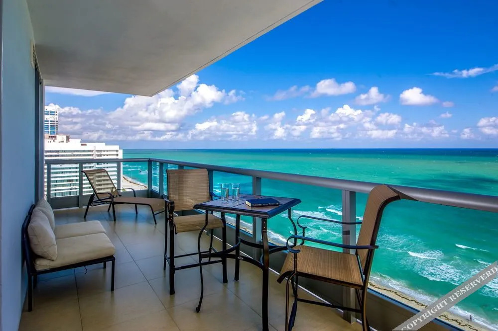 Monte Carlo Miami Beach
